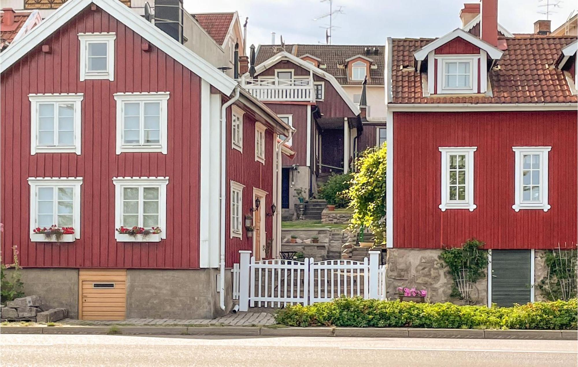 1 Bedroom Lovely Home In Moensteras エクステリア 写真